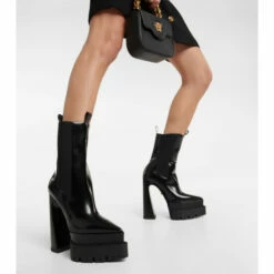 Versace Aevitas Pointy Leather Platform Ankle Boots -Outlet Versace Store unnamed file 1030