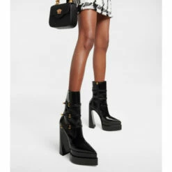 Versace Aevitas Pointy Leather Ankle Boots -Outlet Versace Store unnamed file 1068