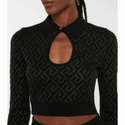 Versace La Greca Wool-blend Knit Crop Top 7 Versace La Greca Wool-blend Knit Crop Top -Outlet Versace Store unnamed file 1492