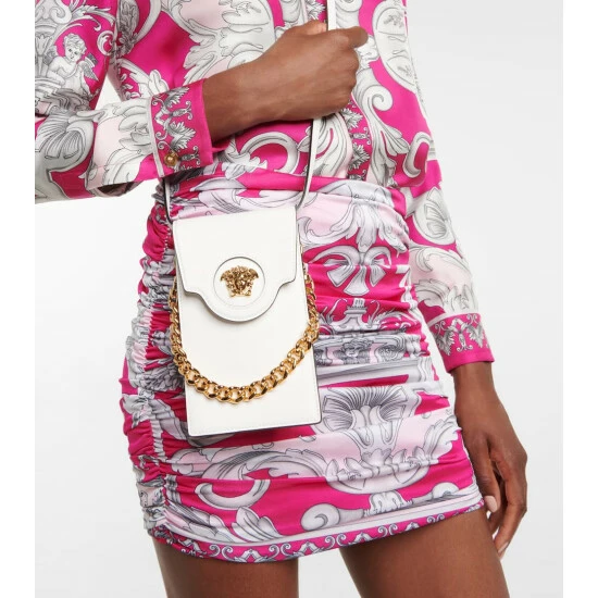 Versace La Medusa Leather Phone Pouch 3 Versace La Medusa Leather Phone Pouch