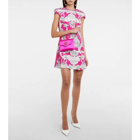 Versace La Medusa Satin Wallet On Chain 6 Versace La Medusa Satin Wallet On Chain - Image 4