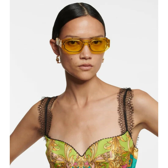 Versace Medusa Biggie Rectangle Sunglasses 4 Versace Medusa Biggie Rectangle Sunglasses - Image 2