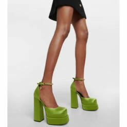 Versace Medusa Aevitas Satin Platform Pumps 9 Versace Medusa Aevitas Satin Platform Pumps -Outlet Versace Store unnamed file 27