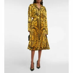 Versace Printed Silk Shirt -Outlet Versace Store unnamed file 476