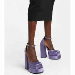 Versace Medusa Aevitas Satin Platform Pumps 9 Versace Medusa Aevitas Satin Platform Pumps -Outlet Versace Store unnamed file 682