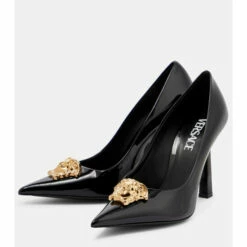 Versace La Medusa Patent Leather Pumps 10 Versace La Medusa Patent Leather Pumps -Outlet Versace Store unnamed file 806